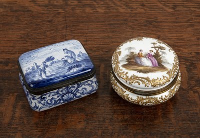 Lot 382 - Blue Delft box Dutch, 19th Century, 9.5cm wide...