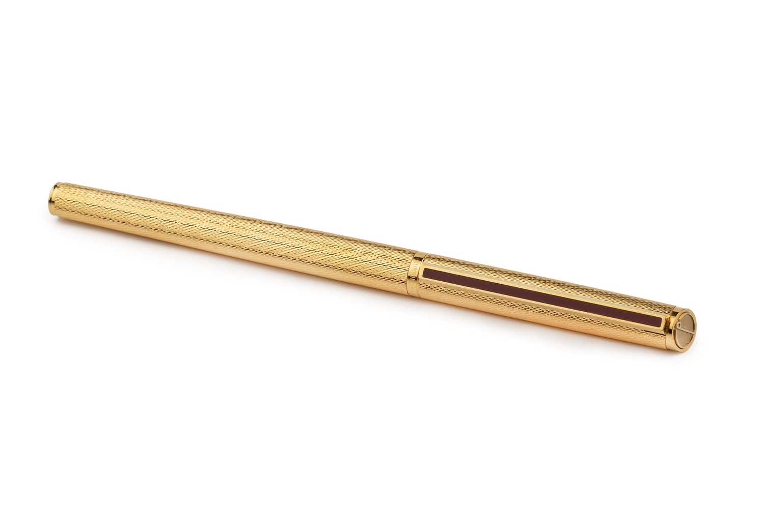 Lot 519 - A Dunhill gold plated fountain pen, with...