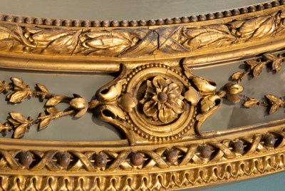 Lot 485 - A 19th century gilt oval pier glass