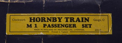Lot 364 - Boxed vintage Hornby train set by Meccano...