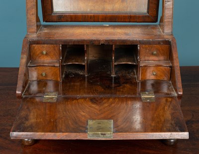 Lot 112 - An antique, possibly early 18th century, dressing table mirror