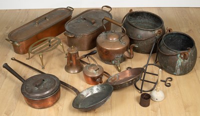 Lot 429 - A collection of various large kitchenware items