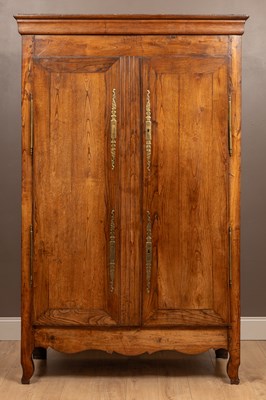 Lot 144 - A 20th-century French armoire