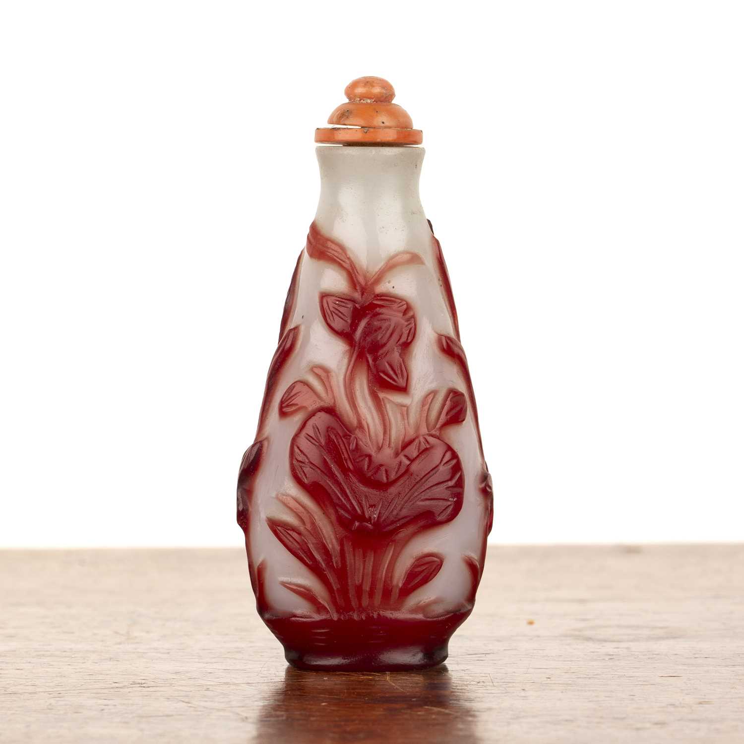 Lot 267 - Peking glass snuff bottle Chinese, Daoguang...