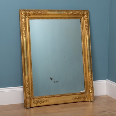 Lot 570 - An antique gilt framed rectangular wall mirror