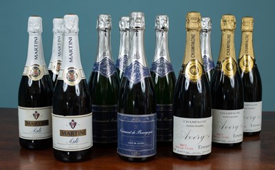 Lot 1006 - Five bottles of Cave de Lugny Crémant de Bourgogne