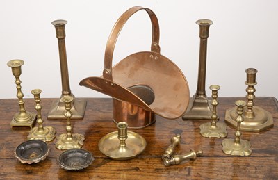 Lot 338 - Collection of brassware to include a pair of...
