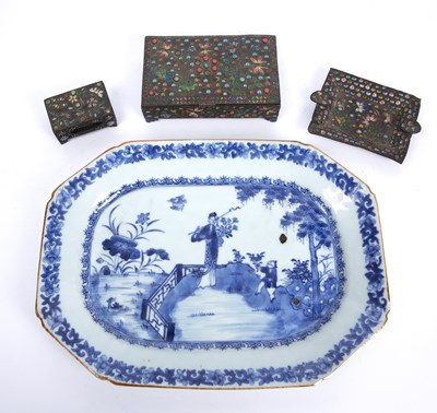Lot 45 - An 18th century Chinese blue and white...