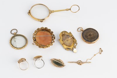 Lot 280 - A collection of jewellery, comprising a...