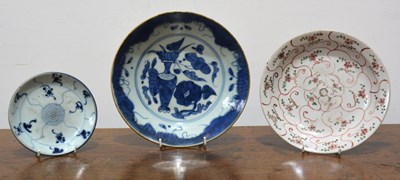 Lot 541 - Group of three porcelain pieces Chinese,...