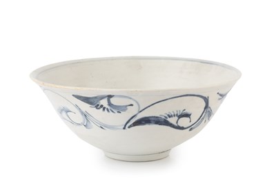 Lot 604 - David Lloyd-Jones (1928-1994) Large bowl...