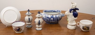 Lot 307 - Group of porcelain to include a...