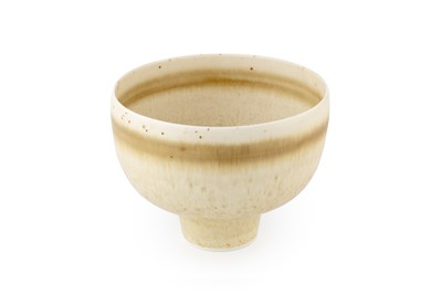 Lot 517 - Hazel Johnston (1933-2011) Footed bowl with...
