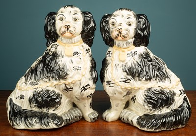 Lot 49 - A pair of Staffordshire Style Spaniels