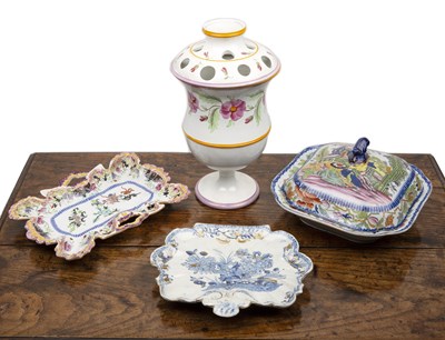 Lot 301 - Group of ceramics to include a hand-painted...