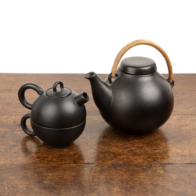 Lot 319 - Ulla Procopé (1921-1968) for Arabia Teapot,...