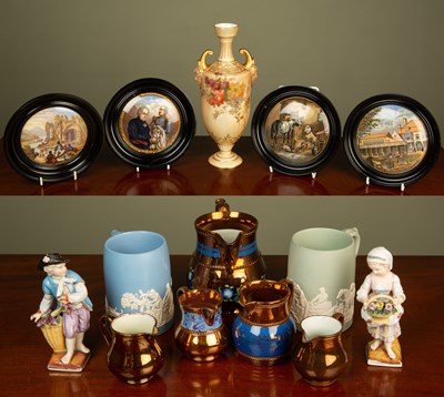 Lot 432 - A collection of various ceramics