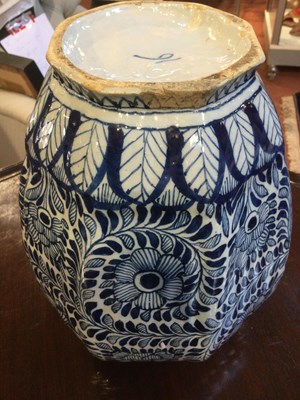 Lot 78 - An 18th century Dutch delft blue and white...