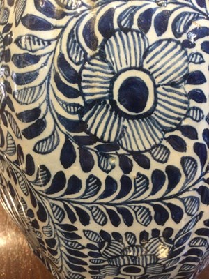 Lot 78 - An 18th century Dutch delft blue and white...