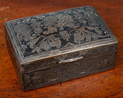 Lot 61 - A large collection of bijouterie