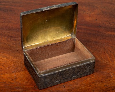 Lot 61 - A large collection of bijouterie