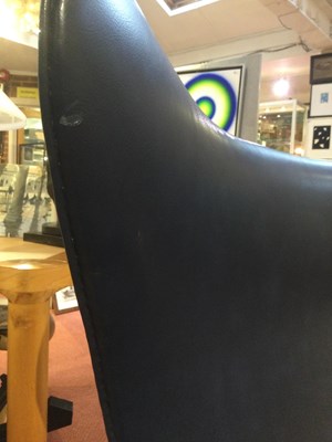 Lot 719 - Arne Jacobsen (1902-1972) for Fritz Hansen Egg...