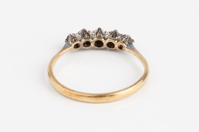 Lot 196 - A diamond five stone ring, the graduated old...