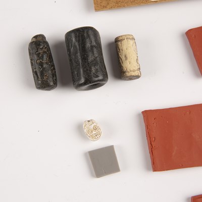 Lot 171 - Artifacts to include western asiatic seals,...