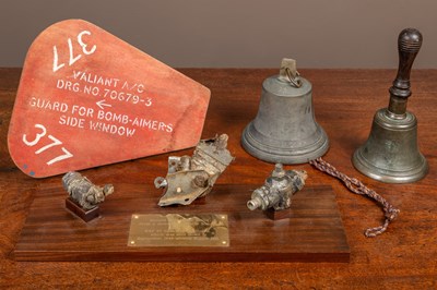 Lot 17 - Various items of military interest