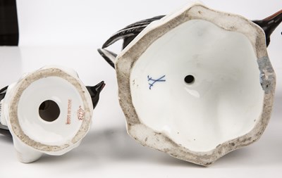Lot 100 - A pair of late 19th century Meissen magpies ,...