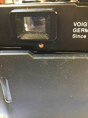 Lot 229 - A Voigtlander Bessa R camera 00103804 with a...