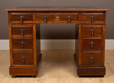 Lot 203 - An Edwardian pedestal desk