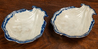 Lot 99 - A pair of 18th century pearlware dishes