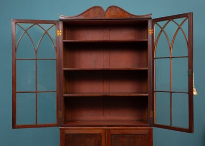 Lot 582 - A Regency bookcase