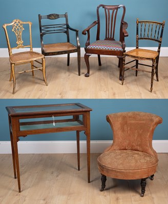 Lot 498 - A collection of furniture