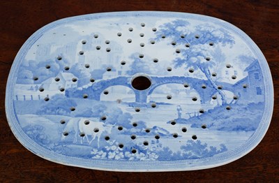 Lot 123 - A 19th century blue and white transfer printed meat platter