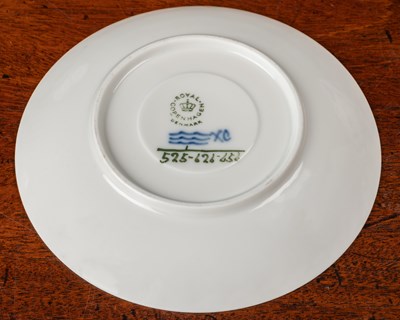 Lot 504 - A 1960s Royal Copenhagen tea service