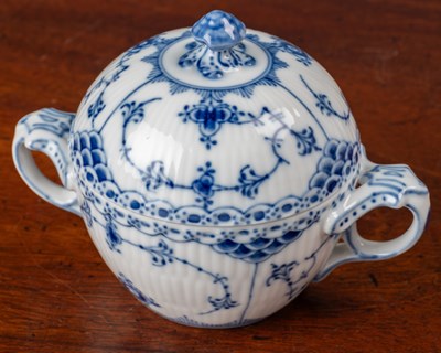 Lot 504 - A 1960s Royal Copenhagen tea service