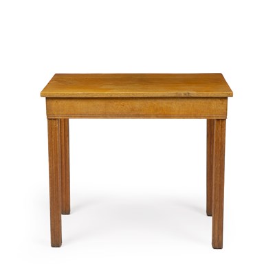 Lot 710 - Gordon Russell of Broadway Side table oak,...