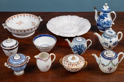 Lot 23 - A collection of English porcelain