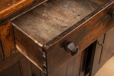 Lot 451 - An 18th century style oak Welsh dresser