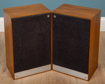 Lot 523 - A pair of Mordaunt-Short Pageant Series 2 speakers