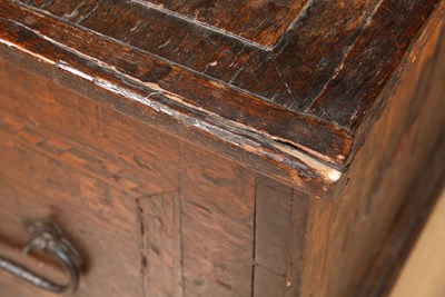 Lot 162 - A Nonsuch chest