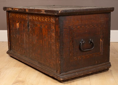 Lot 162 - A Nonsuch chest