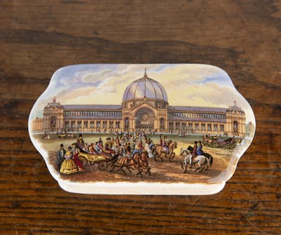 Lot 250 - Alexandra Palace Prattware pot and cover...