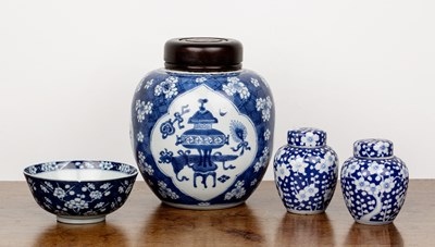 Lot 50 - Group of pieces Chinese, 19th/20th Century...