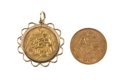 Lot 215 - A half sovereign pendant, the George V half...