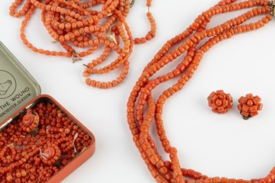 Lot 283 - A collection of coral jewellery, comprising a...