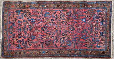 Lot 247 - A 20th century Sarouk rug