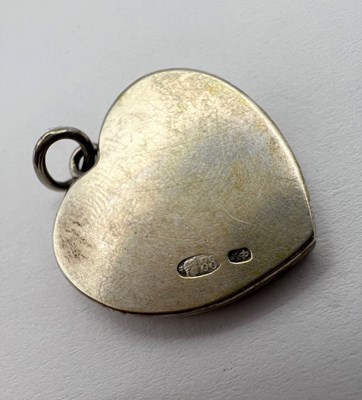 Lot 122 - A Russian enamel and diamond set heart pendant,...